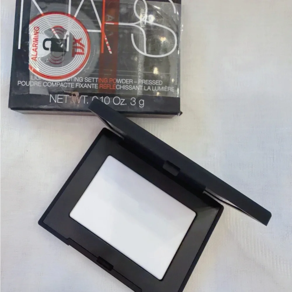 NARS Light Reflecting Pressed Setting Powder Crystal 3g